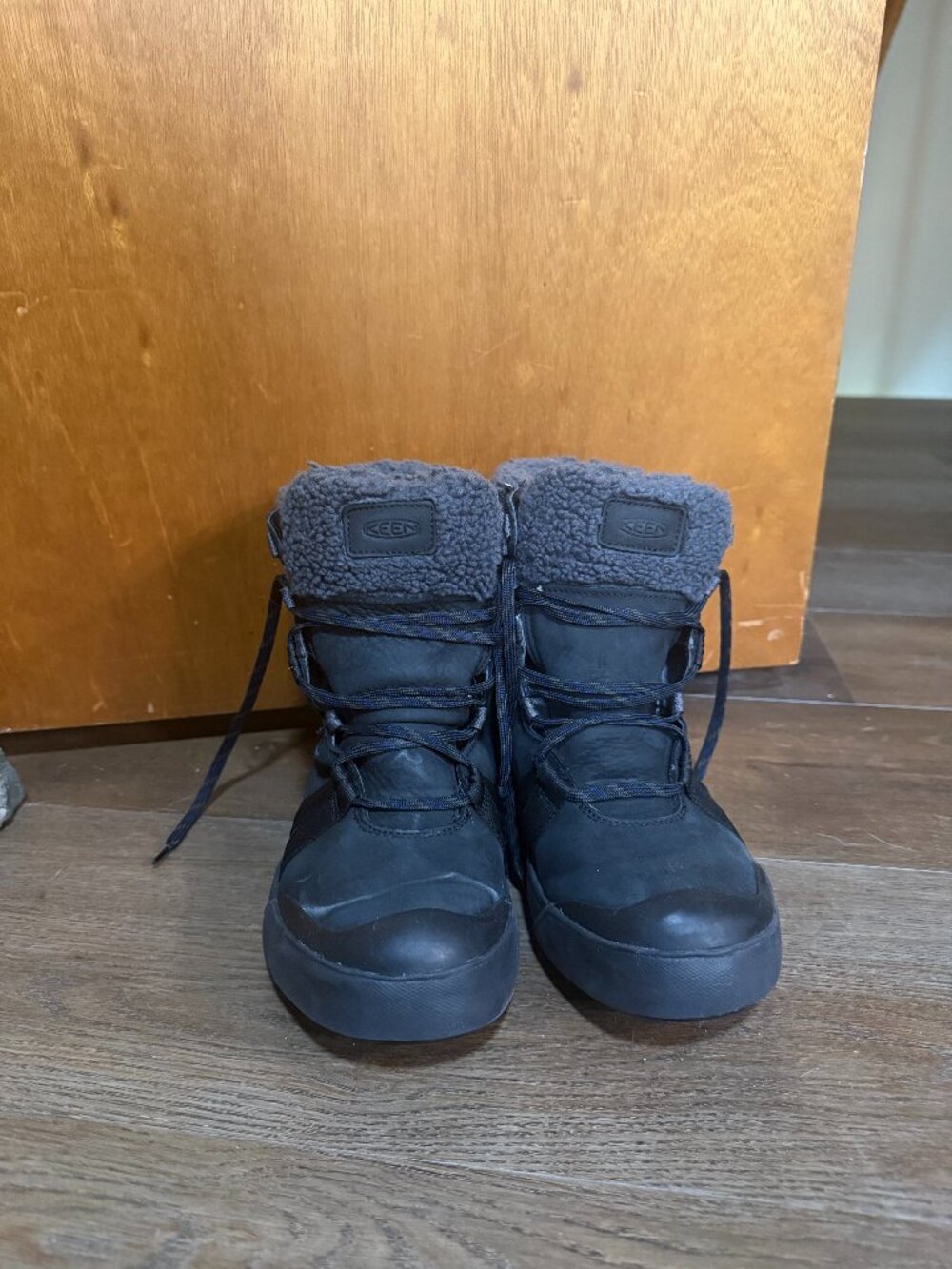 Keen Ella winter boots